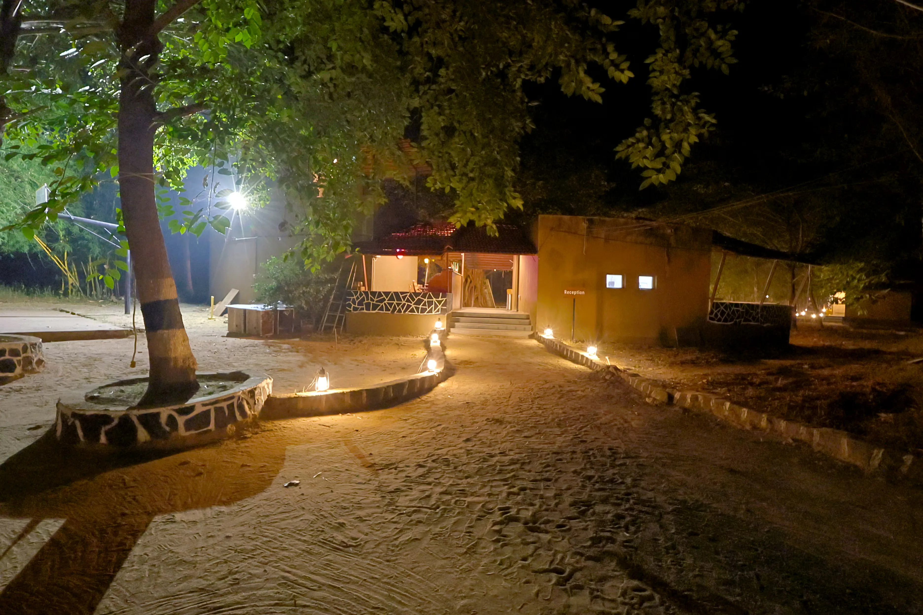 Maati Jungle Lodge - Where Nature Meets Luxury in Bandhavgarh - View 2